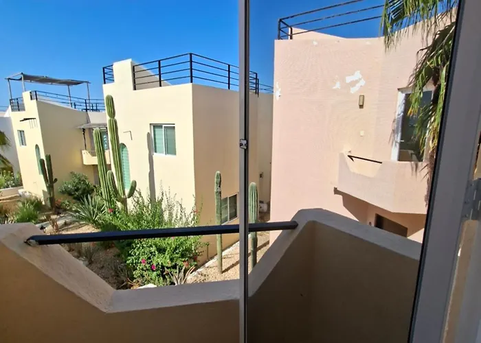 Villa Modern 2br -3ba With Pool And Parking